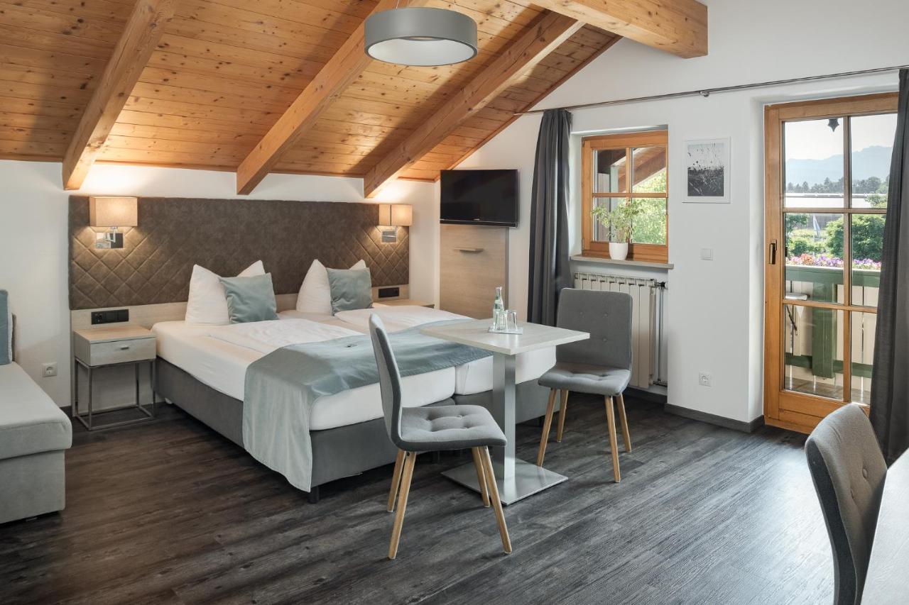 Hotel Garni Moewe Am See Prien am Chiemsee Bagian luar foto