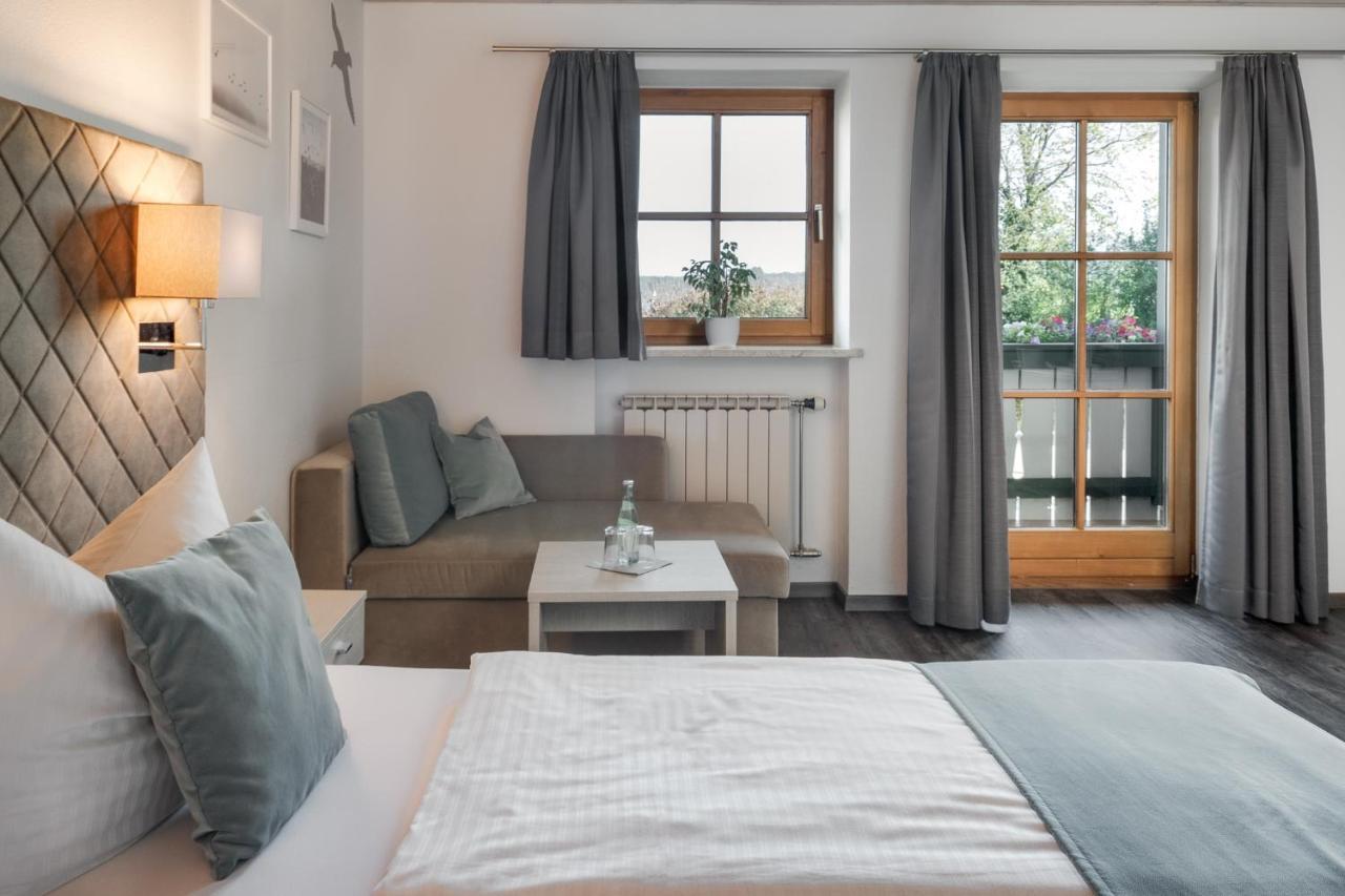 Hotel Garni Moewe Am See Prien am Chiemsee Bagian luar foto