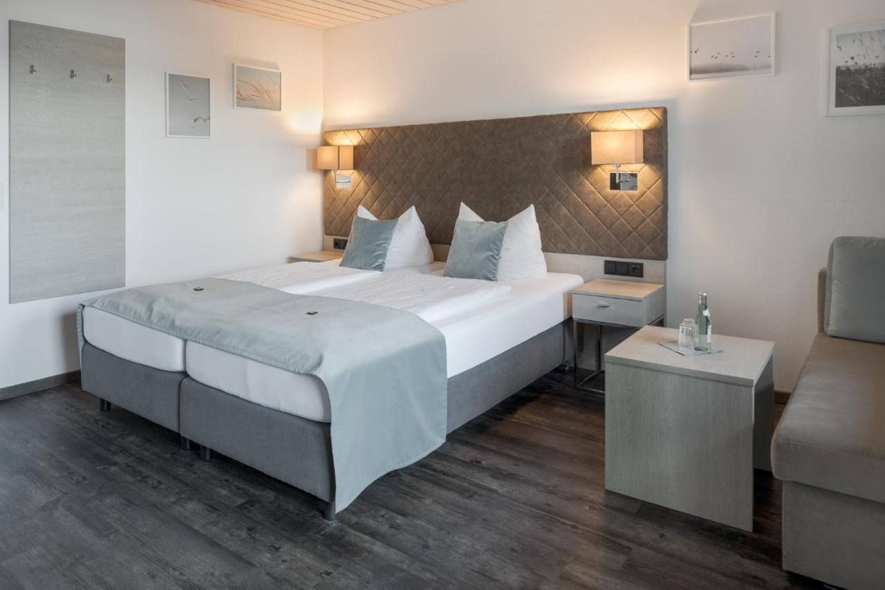 Hotel Garni Moewe Am See Prien am Chiemsee Bagian luar foto