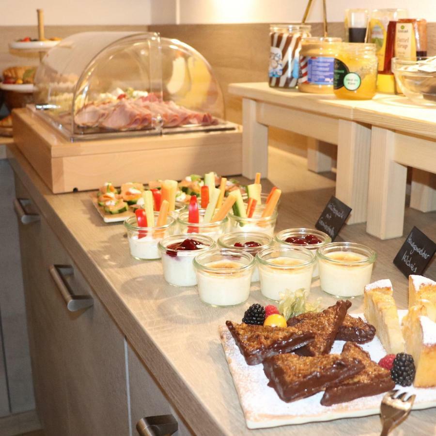 Hotel Garni Moewe Am See Prien am Chiemsee Bagian luar foto
